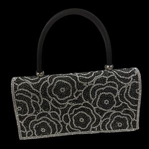 Exquisite Crystal Floral Top Handle clutch evening purse in Silver tone